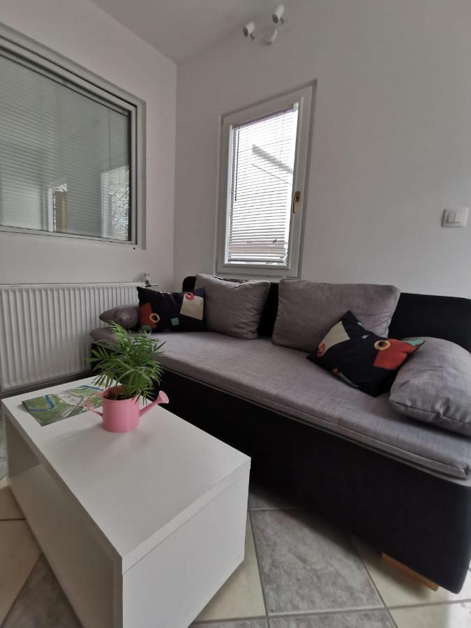 Nikol Apartman Károlyváros Kültér fotó